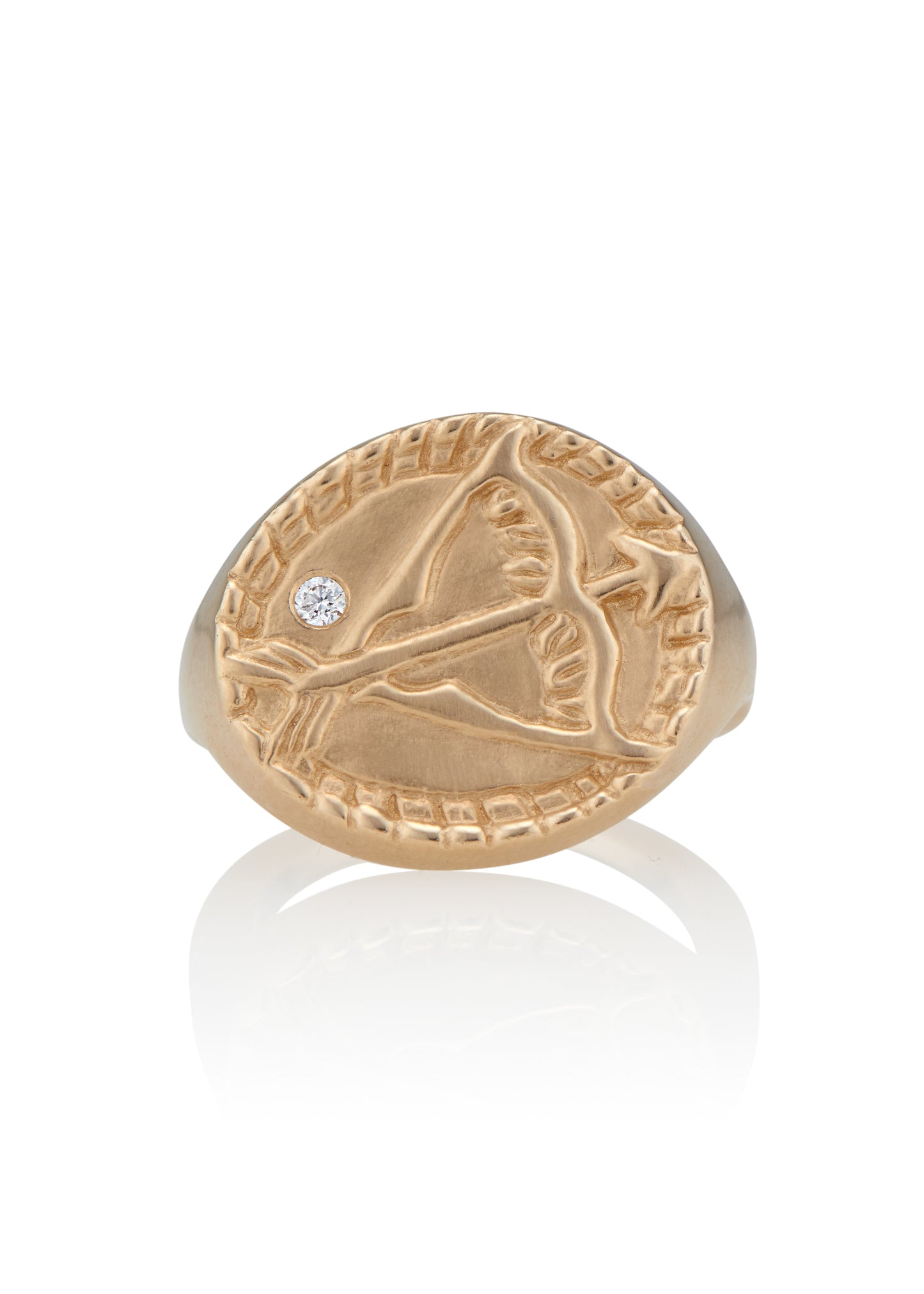 The ninth sign of the Zodiac, fire sign Sagittarius is a passionate traveler whose natural curiosity ignites their adventures. A hand-detailed bow and arrow is accented with a precious diamond for a ring that captures the power of the celestial sky.